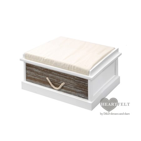 Heartfelt darwin lounge 60