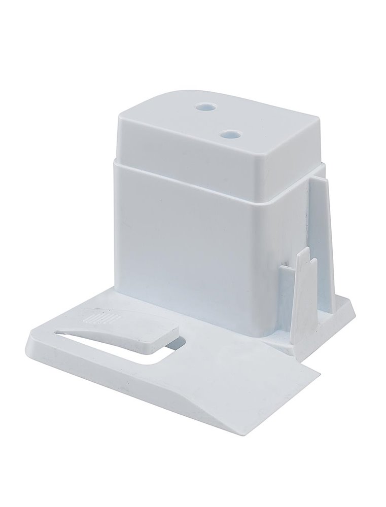 G.L. PLUS VOET B ONDER, LV-RA